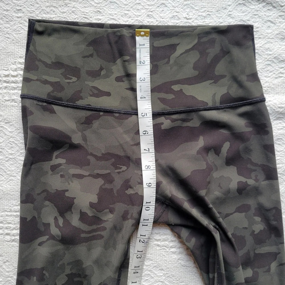 Lululemon Wunder Under High-Rise Tight 25" *Full-On Luxtreme- Green Camo - Picture 9 of 12